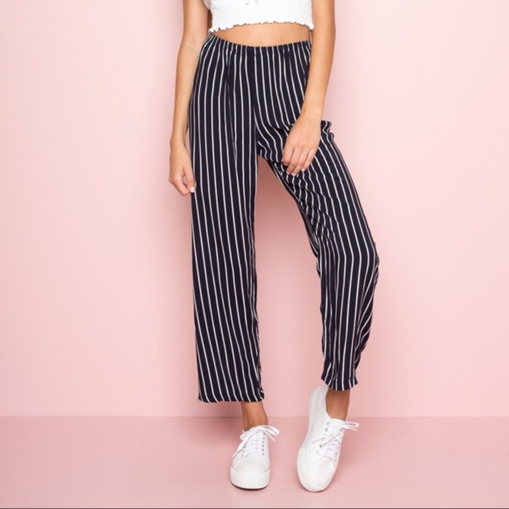 Brandy Melville stripped pants